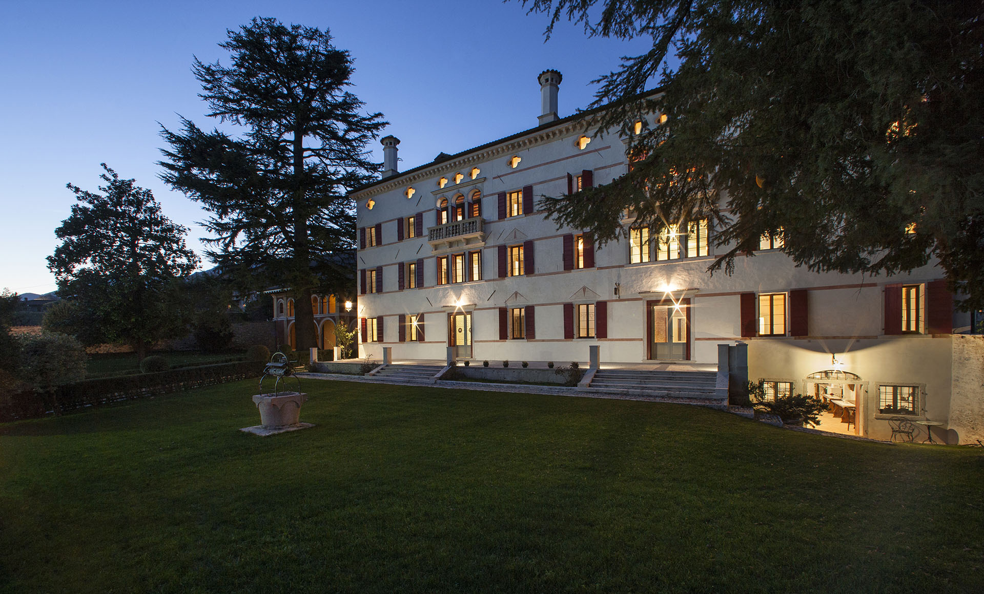 Villa Premoli by night